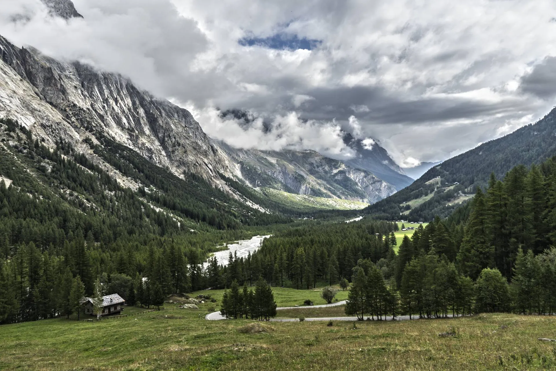 42135603 166221304259280 1246654583111942144 N